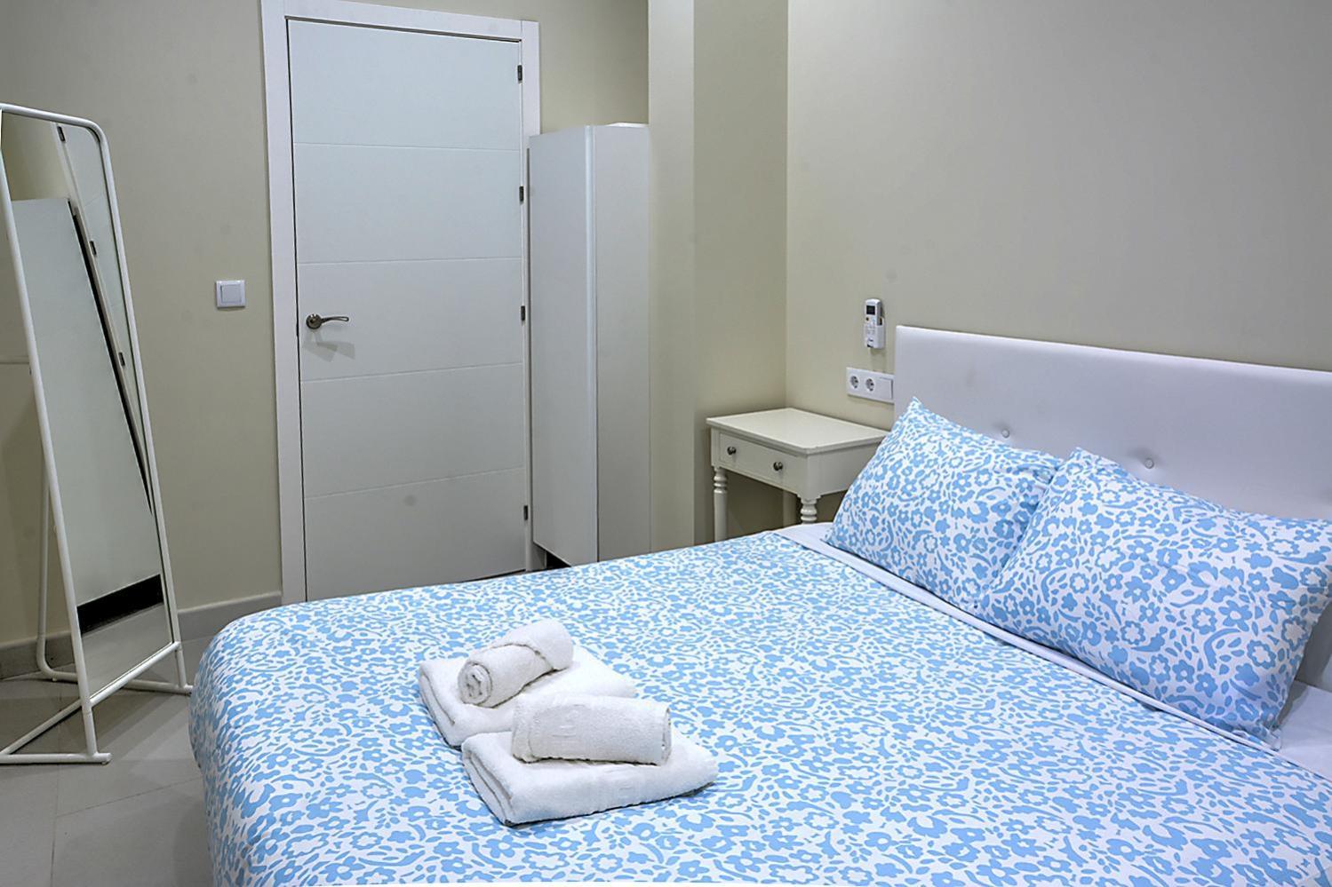 Exclusivo Piso Renovado Apartamento *